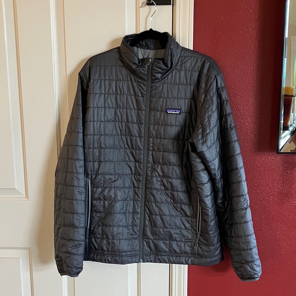 Patagonia Men's Black Forge Dark Grey Nano Puff Jacket